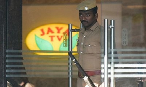 जया TV और शशिकला-दिनाकरन के 21 ठिकानों पर आयकर विभाग का छापा जया TV और शशिकला-दिनाकरन के 21 ठिकानों पर आयकर विभाग का छापा