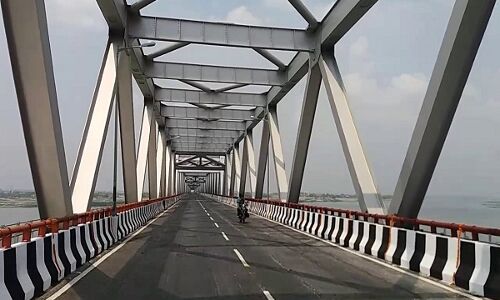 गंगा नदी पर बने इस पुल पर सेल्फी ली तो देना होगा जुर्माना, NO selfie जोन घोषित