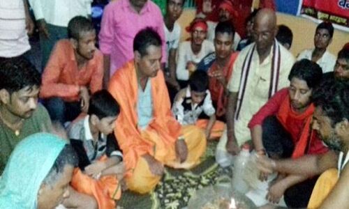 VIDEO: मुस्लिम परिवार ने अपनाया हिंदू धर्म!, कट्टरपंथियों पर लगाया तंग करने का आरोप