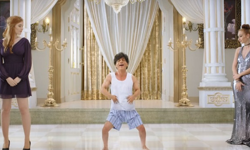 क्या आपने देखा शाहरुख खान का Zero लुक, साल के पहले ही दिन मचाया धमाल, देखें वीडियो