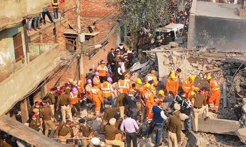 लुधियाना प्लास्टिक फैक्ट्री हादसा, आग लगने से फायरकर्मियों सहित 13 लोगों की मौत, रेस्क्यू जारी लुधियाना प्लास्टिक फैक्ट्री हादसा, आग लगने से फायरकर्मियों सहित 13 लोगों की मौत, रेस्क्यू जारी