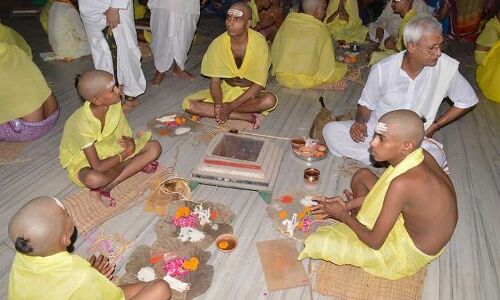 जनेऊ क्या है और इसकी क्या महत्वता है?