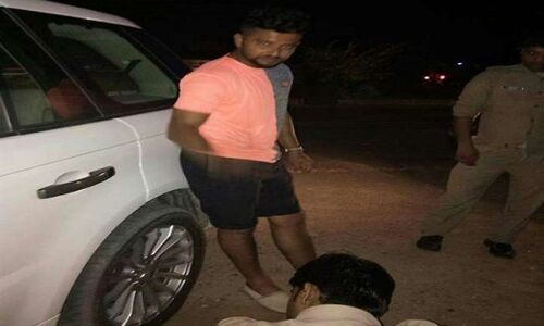 बड़े हादसे का शिकार होने से बचे क्रिकेटर सुरेश रैना,चलती गाड़ी का टायर फटा