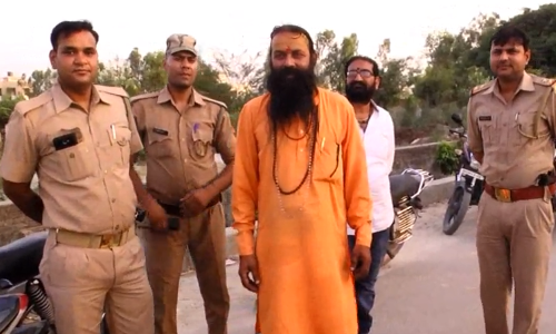 भाजपा पार्षद ने दी संत को धमकी, संत कर रहा था खनन का विरोध