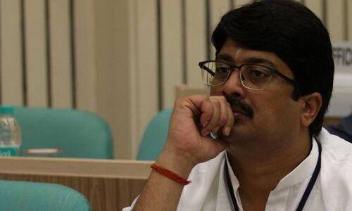 राजा भैया समेत 5 लोगों पर हत्या का मुकदमा दर्ज राजा भैया समेत 5 लोगों पर हत्या का मुकदमा दर्ज