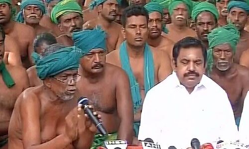 जंतर-मंतर पर प्रदर्शन कर रहे किसानों से मिले तमिलनाडु के मुख्यमंत्री, PM के समक्ष रखेंगे मांग जंतर-मंतर पर प्रदर्शन कर रहे किसानों से मिले तमिलनाडु के मुख्यमंत्री, PM के समक्ष रखेंगे मांग