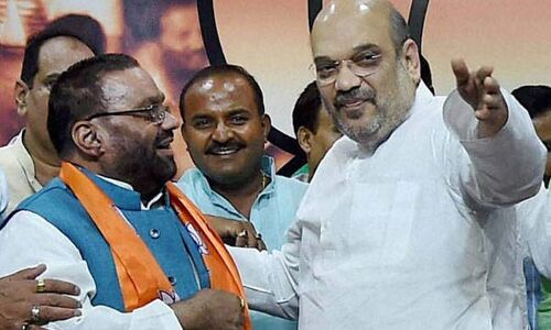 स्वामी प्रसाद मौर्य के क़रीबी पर यूपी पुलिस का चला डंडा