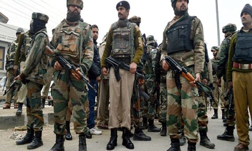 श्रीनगर में जीएसटी विरोधी प्रदर्शन के मद्देनजर प्रतिबंध