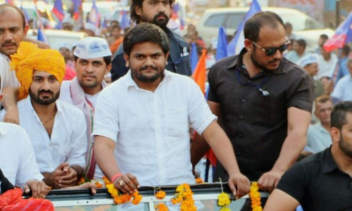 गुजरात चुनाव से पहले हार्दिक पटेल को झटका!