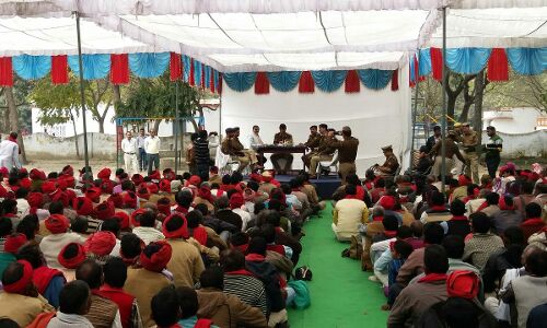 प्रदेश में हरदोई पुलिस का अनूठा प्रयोग, चौकीदार को भी सौंपी अहम् जिम्मेदारी प्रदेश में हरदोई पुलिस का अनूठा प्रयोग, चौकीदार को भी सौंपी अहम् जिम्मेदारी