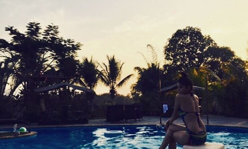 बिकिनी पहन बोल्ड लुक में दिखी ये टीवी की ये किन्नर बहू, तस्वीरें देख चौंक जाएंगे