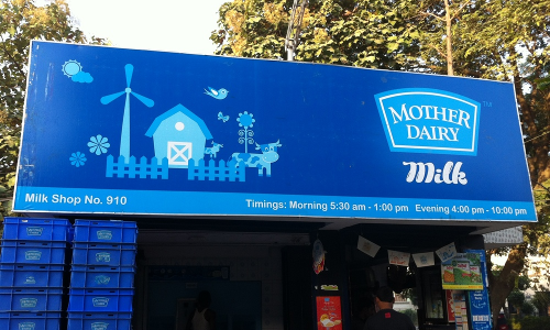 Mother Dairy ने इस साल पांचवीं बार बढ़ाए दूध के दाम, जानें- अब क्या हैं नए रेट, कल से लागू होंगी नई दरें