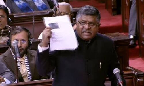 कहां हो इन मुस्लिम बहनों के हमदर्द भाइयो!