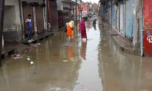 जनपद गाज़ियाबाद का कनावनी गांव सालों से झेल रहा है जल भराव की समस्या ,प्रशासन मौन
