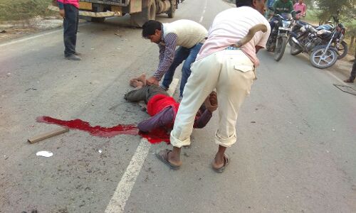 हरदोई: क्षेत्र पंचायत सदस्य की मौके पर मौत, दो गम्भीर घायल हरदोई: क्षेत्र पंचायत सदस्य की मौके पर मौत, दो गम्भीर घायल