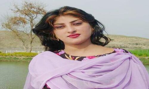 भांजे के साथ सेक्स कर रही थी मामी, फिर पहुंचा मामा, बाद में जो हुआ .... भांजे के साथ सेक्स कर रही थी मामी, फिर पहुंचा मामा, बाद में जो हुआ ....