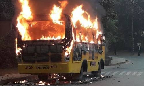 वाराणसी: सुलगता रहा BHU,तमाशा देखता रहा प्राक्टोरियल बोर्ड