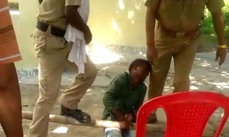 पुलिस का रौंगटे खड़े कर देने वाला थर्ड डिग्री टार्चर का VIDEO वायरल
