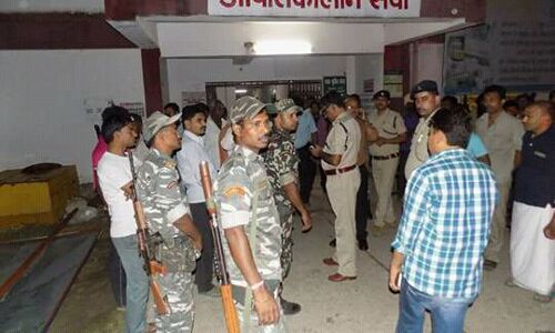 शेखपुरा के सिरारी रेलवे स्टेशन पर मालगाड़ी की चपेट में आने से 8 लोगों की मौत ,दो जख्मी शेखपुरा के सिरारी रेलवे स्टेशन पर मालगाड़ी की चपेट में आने से 8 लोगों की मौत ,दो जख्मी