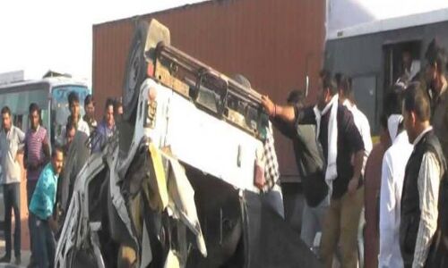 राजस्थान के दौसा में टेंकर से जीप भिड़ी, सात की मौत एक दर्जन घायल