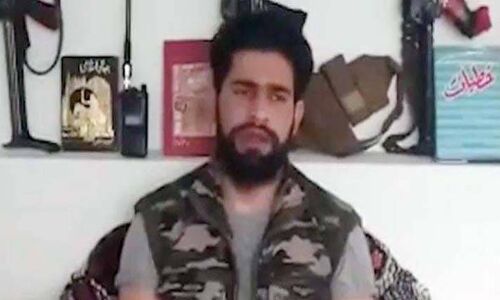 हिजबुल ने दी हुर्रियत को धमकी, सर काटकर लाल चौक पर टांग देंगें