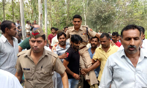 एसएसपी अनन्तदेव का बड़ा कारनामा, 50 इनामी बदमाश को किया मुठभेड़ में ढेर, जनता ने उठाया गोद में