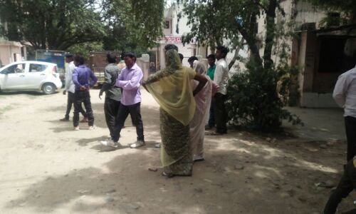 दहेज़ लोभियो ने फिल्मी अंदाज़ में महिला को उतारा मौत के घाट