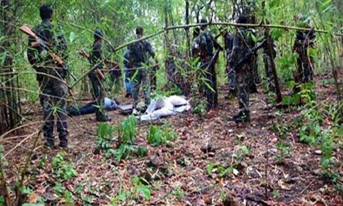 सुरक्षा बलों ने दंतेवाड़ा में मार गिराए 6 नक्सली, बरामद हुआ AK-47