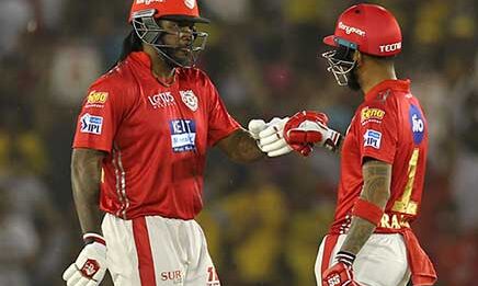 IPL11: 8.2 ओवर के बाद पंजाब का स्कोर 96/0. बारिश के कारण रुका मैच