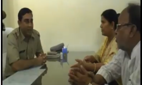 देखें वीडियो: बीजेपी विधायक ने दी थानाध्यक्ष को गाली तो रोने लगा एसओ, विधायक समेत 11 लोंगो पर FIR दर्ज