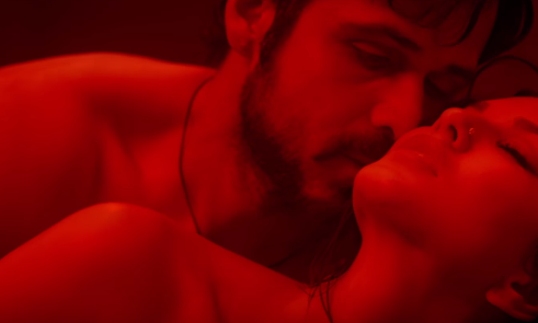 VIDEO : सनी लियोनी ने इमरान हाशमी से कहा- पिया मोरे, हौले-हौले