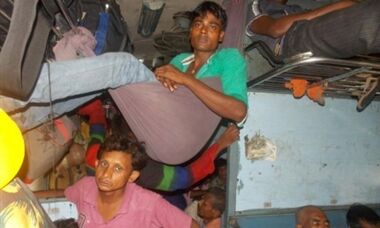 मजदूरों का पलायन रोकने में फेल हुई नीतीश सरकार : समाजसेवी गोविन्द कुमार