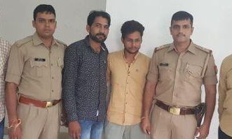 गौतमबुद्धनगर की थाना फेस -3 पुलिस ने 2 शातिर अपराधी किये गिरफ्तार , कब्जे से दो तमंचे व तीन कारतूस बरामद गौतमबुद्धनगर की थाना फेस -3 पुलिस ने 2 शातिर अपराधी किये गिरफ्तार , कब्जे से दो तमंचे व तीन कारतूस बरामद