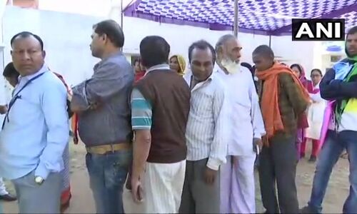 #ChhattisgarhElections2018 : छत्तीसगढ़ में दूसरे चरण का मतदान आज, 19 जिलों की 72 सीटों मतदान शुरू