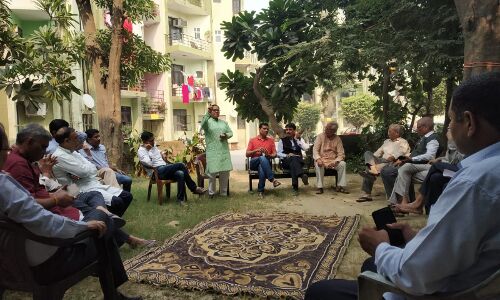 जन समस्याऔं के प्रति प्रशासन की उदासीनता से परेशान लोग