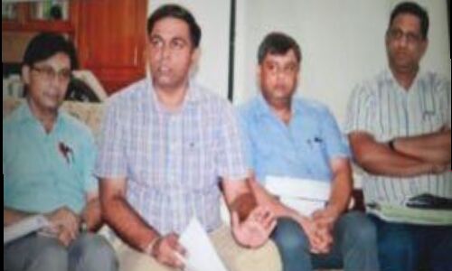 अभिभावक संघ ने किया फीस नियंत्रण कमेटी का विरोध अभिभावक संघ ने किया फीस नियंत्रण कमेटी का विरोध