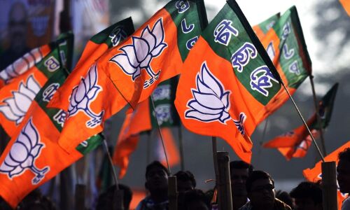 योगीराज में खतरे में व्यापारी, बीजेपी नेता से मांगी रंगदारी