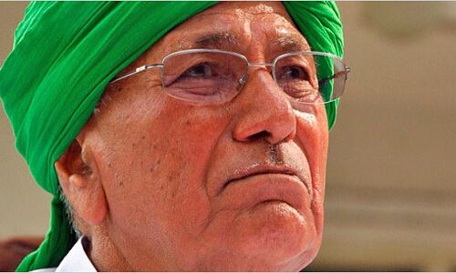 चौटाला परिवार में जंग, पार्टी से कई बड़े नेताओं ने दिया इस्तीफा