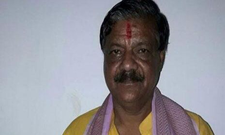 यूपी में बीजेपी विधायक बैठे थाने के बाहर धरने पर, जिले में मचा हडकंप