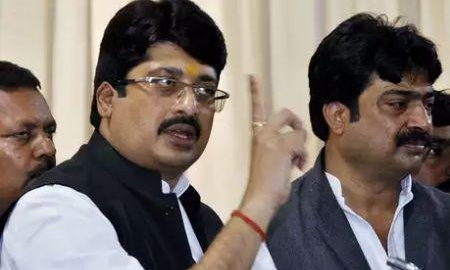 कुंडा विधायक राजा भैया के इस काम से यूपी में बड़ी राजनैतिक सरगर्मी! कुंडा विधायक राजा भैया के इस काम से यूपी में बड़ी राजनैतिक सरगर्मी!