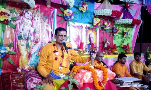 भगवान के आगमन से गोकुल का कण कण चमकने लगा : आचार्य जगन्नाथ उपाध्याय