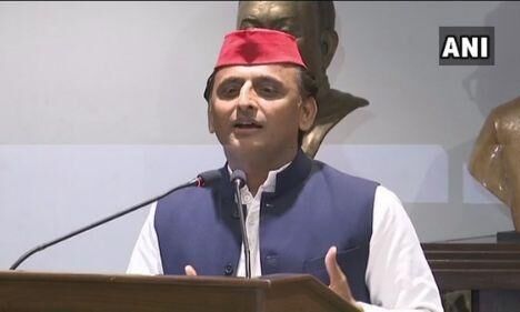 बसपा के बाद अखिलेश ने दिया कांग्रेस को झटका, हाथी के बाद हाथ से साइकिल भी निकल भागी बसपा के बाद अखिलेश ने दिया कांग्रेस को झटका, हाथी के बाद हाथ से साइकिल भी निकल भागी