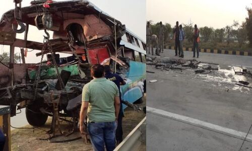 ग्रेटर नोएडा में यमुना एक्सप्रेसवे पर एक बस ट्रक में जा घुसी, 8 की मौत और 30 घायल ग्रेटर नोएडा में यमुना एक्सप्रेसवे पर एक बस ट्रक में जा घुसी, 8 की मौत और 30 घायल