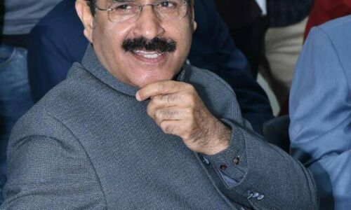 विश्वविद्यालय को रिसर्च का केंद्र बनाएंगे: प्रो. हांगलूं विश्वविद्यालय को रिसर्च का केंद्र बनाएंगे: प्रो. हांगलूं