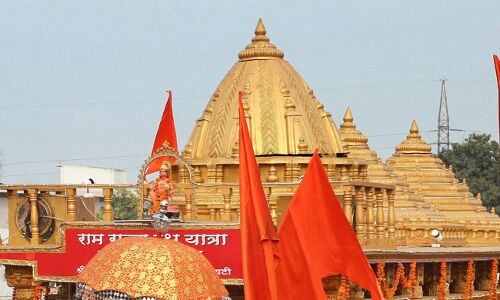 अयोध्या एक तहज़ीब के मर जाने की कहानी है