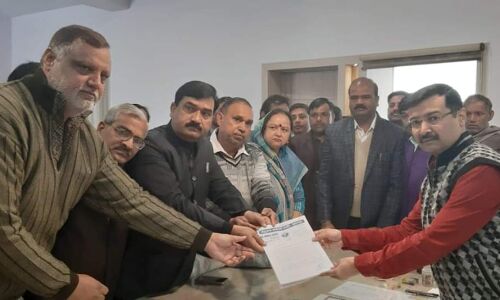 संजली को न्याय दिलाने के लिए, बसपा नेता पहुंचे डीआइजी के पास संजली को न्याय दिलाने के लिए, बसपा नेता पहुंचे डीआइजी के पास