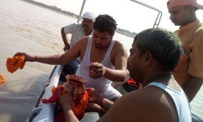 उप मुख्यमंत्री केशव के पिता की अस्थियां संगम में हुई विसर्जित