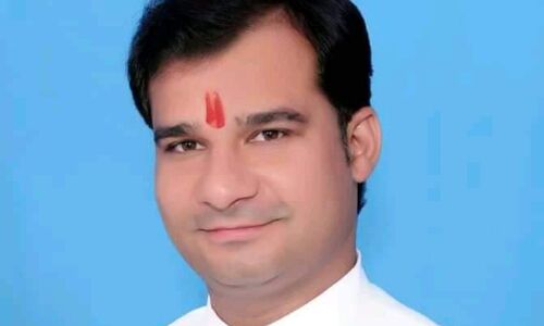 सभासद रवि वर्मा को गोली मारने के आरोप में साला गिरफ्तार