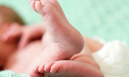 हावड़ा मेल के टॉयलेट में नवजात को फ्लश करके चली गई कलियुगी मां, और फिर