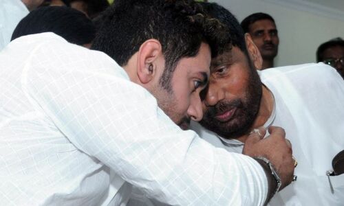 उपेंद्र कुशवाहा के एनडीए छोड़ते ही, आई ये बड़ी खबर! उपेंद्र कुशवाहा के एनडीए छोड़ते ही, आई ये बड़ी खबर!